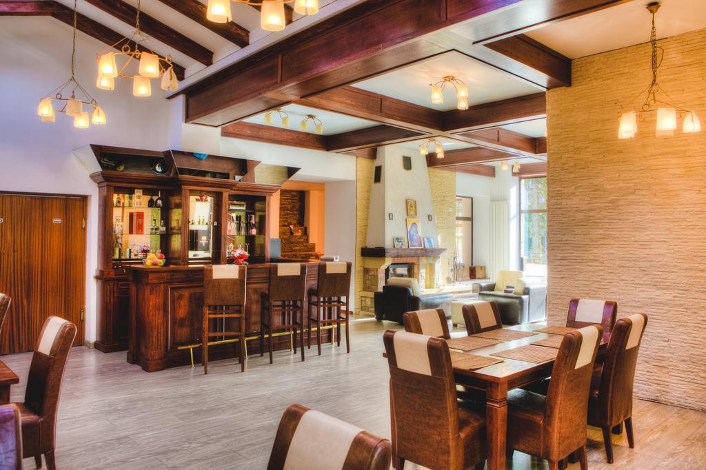 Vila Pinul Si Mesteacanul Hotel Poiana Brașov Zewnętrze zdjęcie